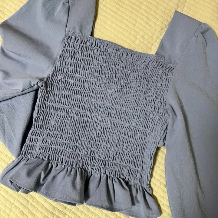 [BUNJANG] Puff Sleeve Ribbon Blouse / 퍼프 리본 블라우스
