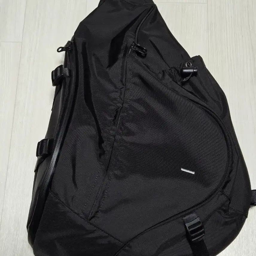[BUNJANG] WWS Movement Pierce Bag / 월스와일무브먼트 피어스백