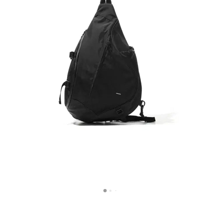 [BUNJANG] WWS Movement Pierce Bag / 월스와일무브먼트 피어스백