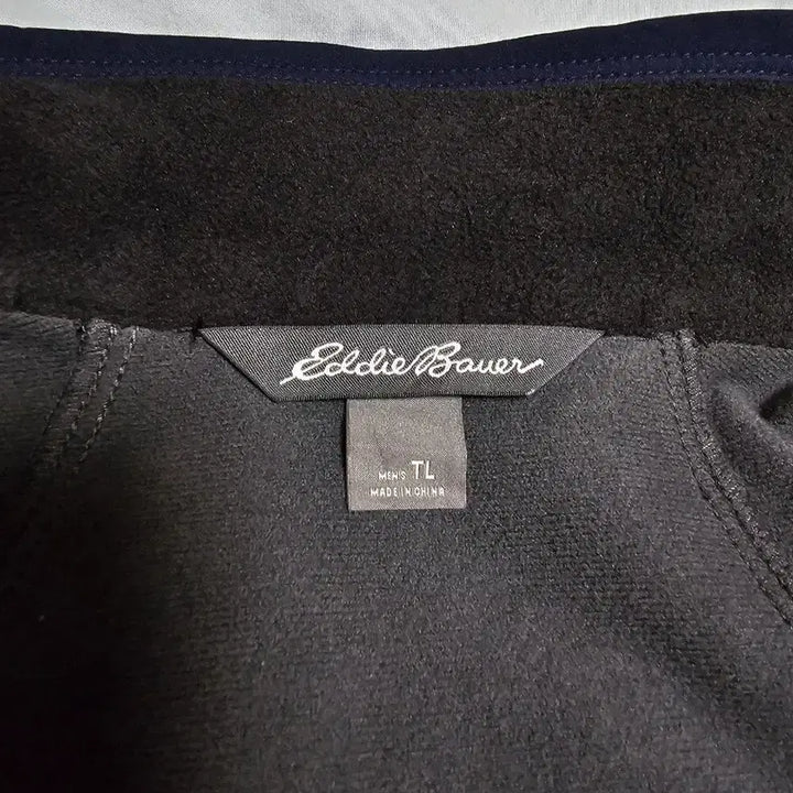 [BUNJANG] Eddie Bauer Point Vista Softshell Jacket (L) / 에디바우어 포인트 비스타 소프트쉘 자켓 (L) 새상품