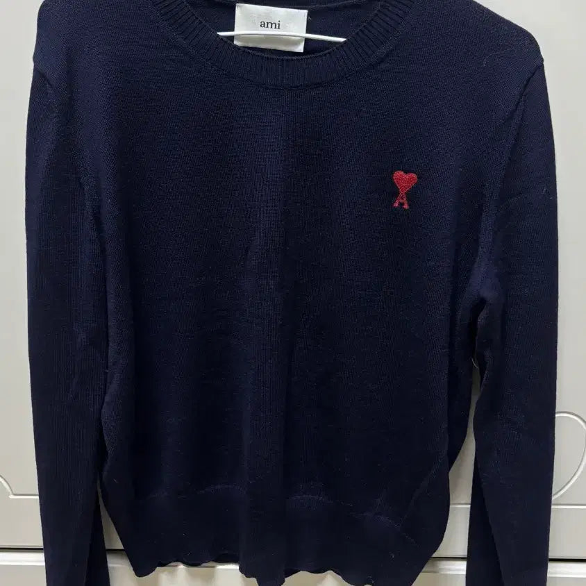 [BUNJANG] AMI Heart Logo Knit Navy Sweater / 정품 아미 하트 로고 니트 네이비