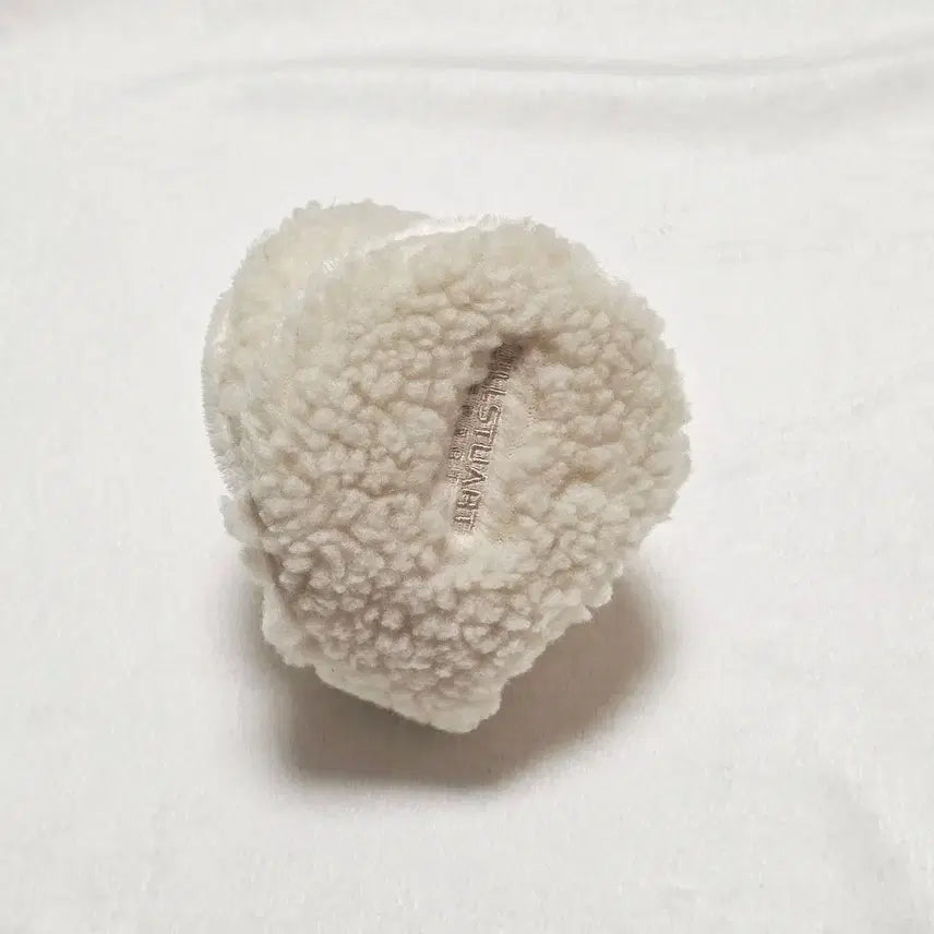 [BUNJANG] Jill Stuart Foldable Ear Muffs / 질스튜어트 접이식 뽀글이 귀마개