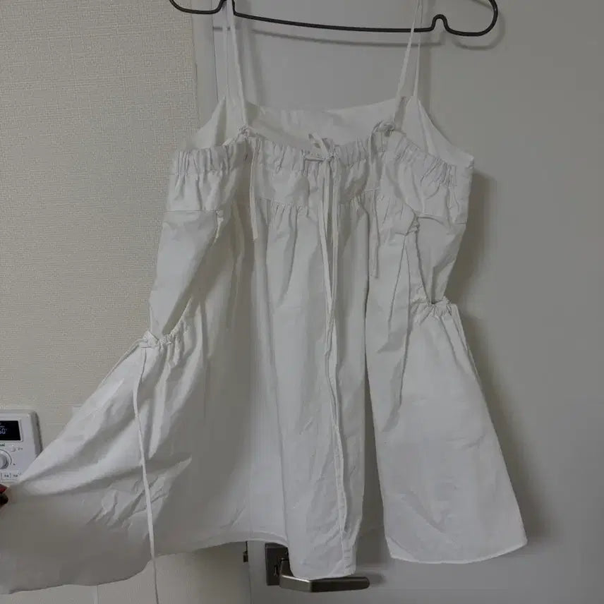 [BUNJANG] Love U So Much Adjustable Tank Top / 러브유쏘머치