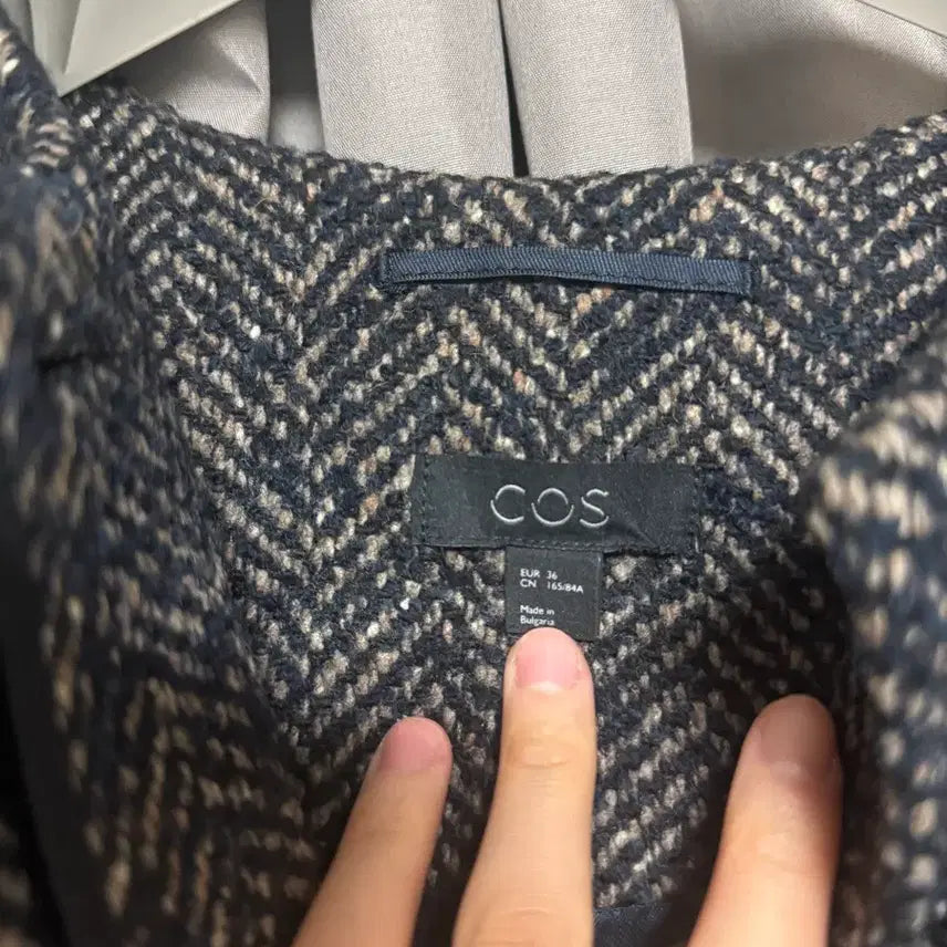 [BUNJANG] COS Herringbone Coat / COS 헤링본 코트 판매