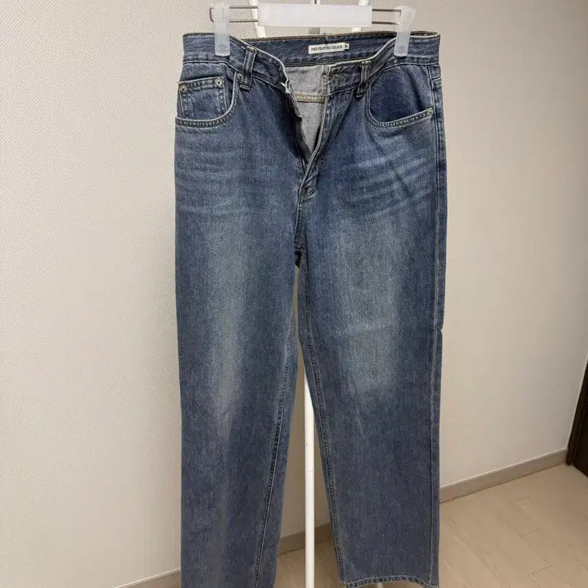 [BUNJANG] OFC OWN FEATURE COLOUR Denim Pants / OWN FEATURE COLOUR 데님 팬츠 오에프씨