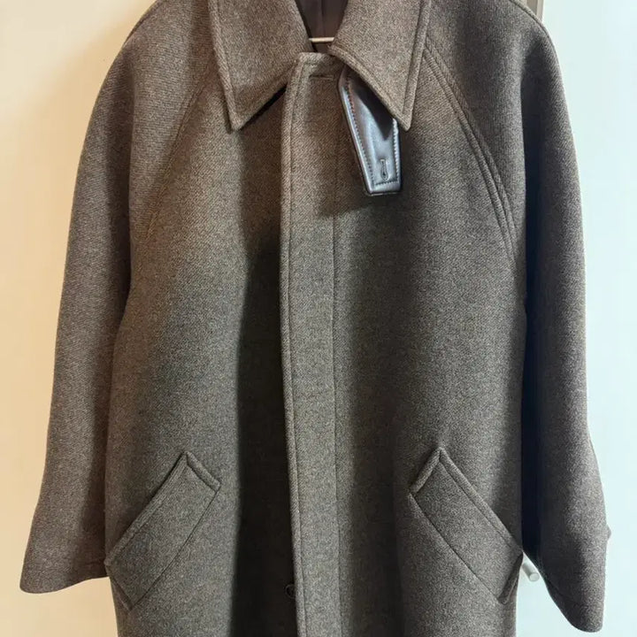 [BUNJANG] Coore Balmacaan Leather Pointed Coat / 쿠어 발마칸 코트