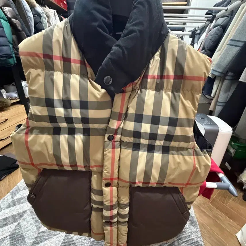 [BUNJANG] Burberry Padded Vest / 버버리 패딩조끼