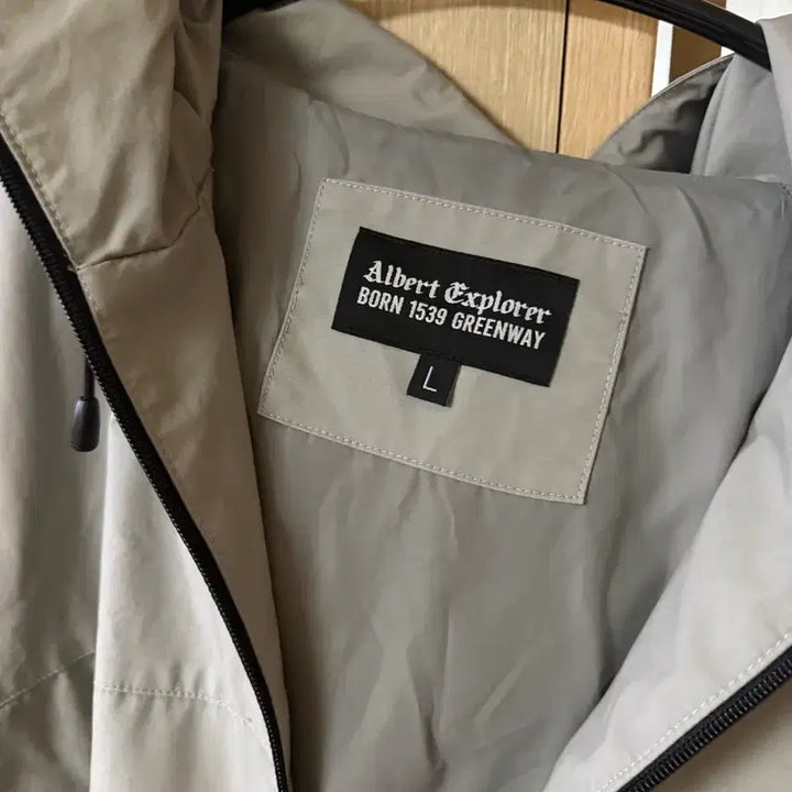 [BUNJANG] Uniform Bridge Windbreaker Jacket / 유니폼브릿지 바람막이, 윈드브레이커