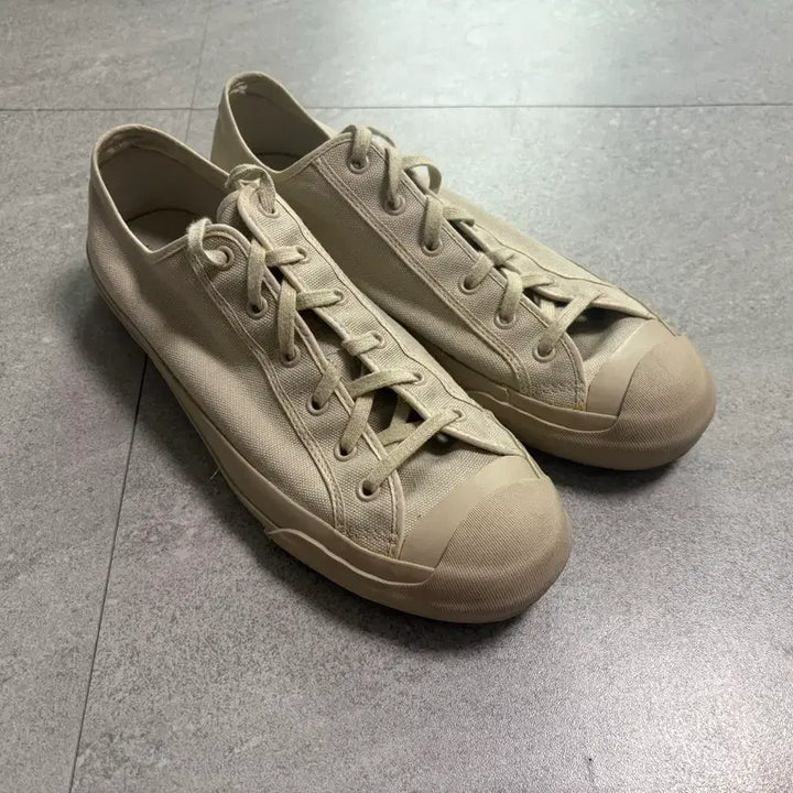 [BUNJANG] Studio Nicholson Moonstar Dove Color Sneakers (Size 260) / 스튜디오니콜슨 문스타 도브 컬러 260