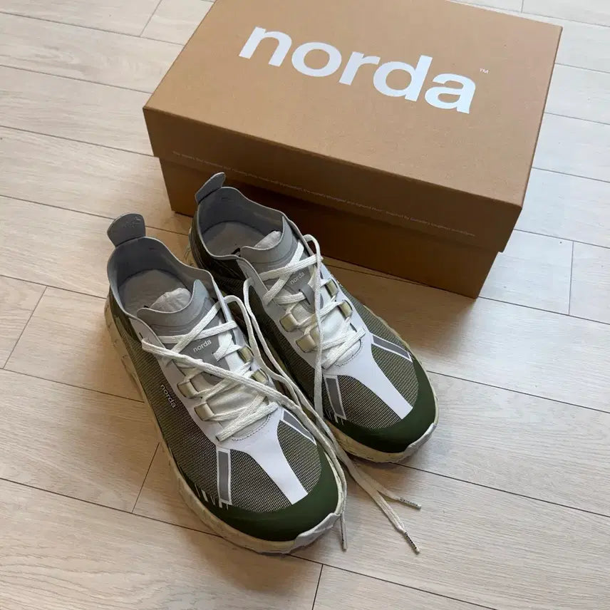 [BUNJANG] Norda 001 Glitch Sneakers (Size 287.5) / 노다 001 글리치 NORDA 001 287.5사이즈