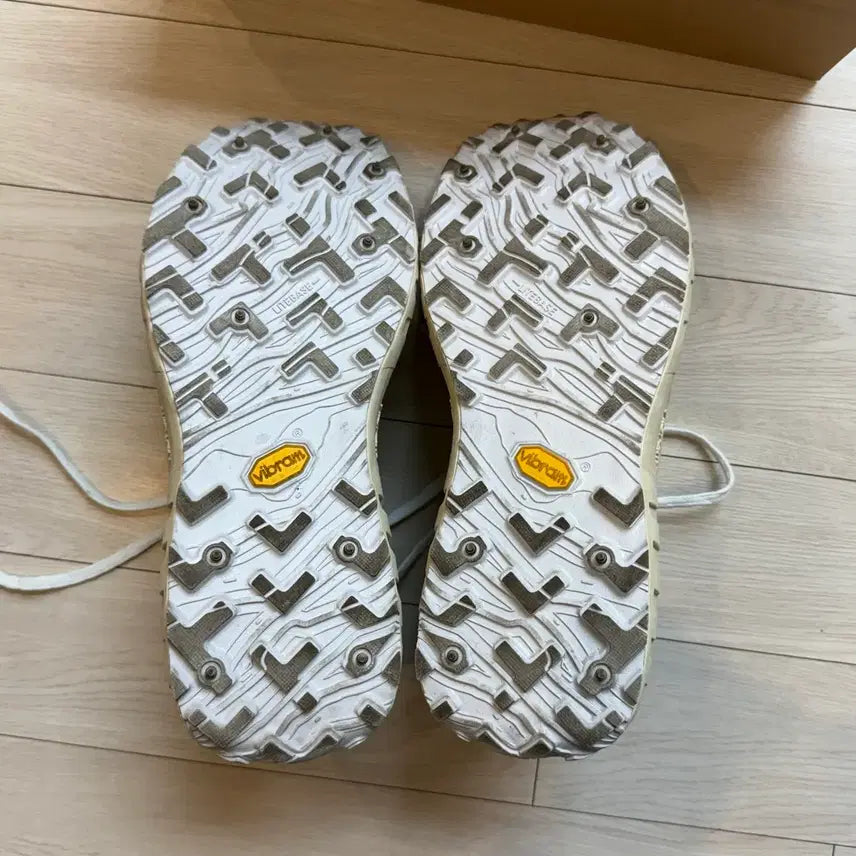 [BUNJANG] Norda 001 Glitch Sneakers (Size 287.5) / 노다 001 글리치 NORDA 001 287.5사이즈
