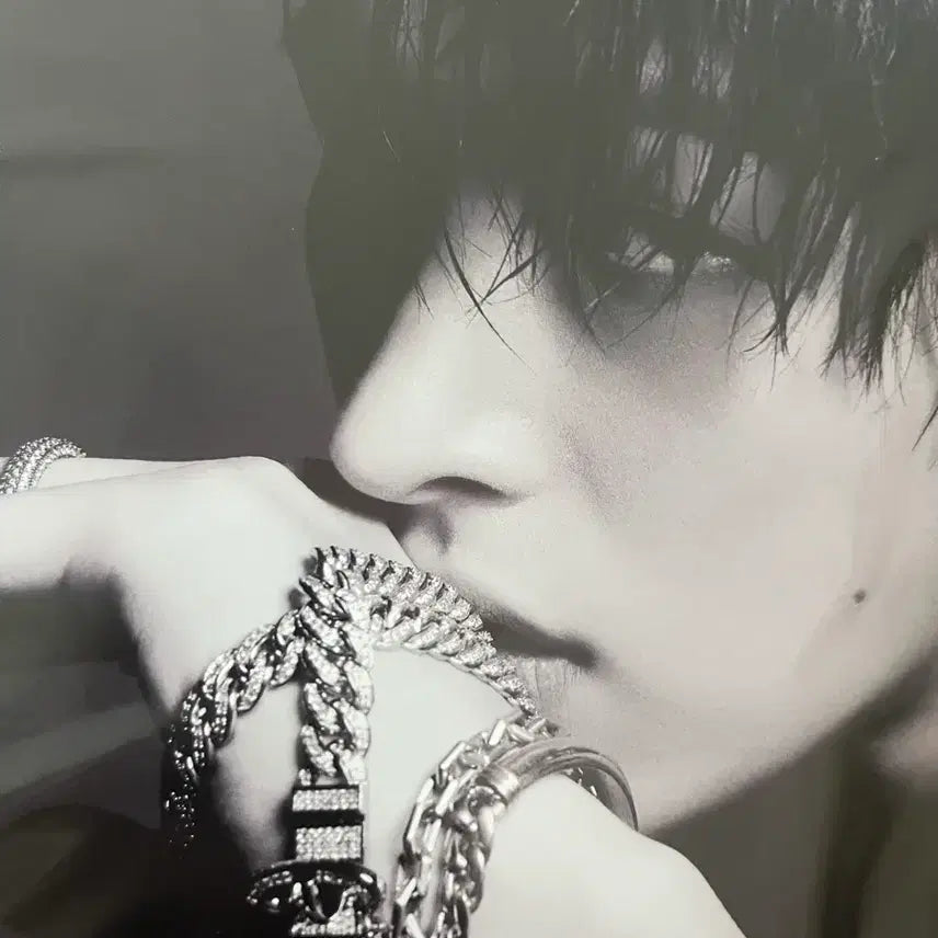 [BUNJANG] ATEEZ Mingi Marie Claire October 2024 Split Set / 에이티즈 민기 잡지 분철 마리끌레르 2024년 10월호