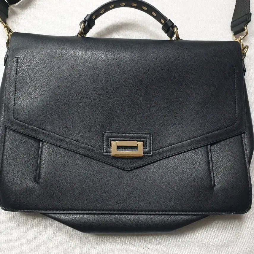 [SOLD OUT] 자라 블랙 크로스백 겸 메신저백 가방