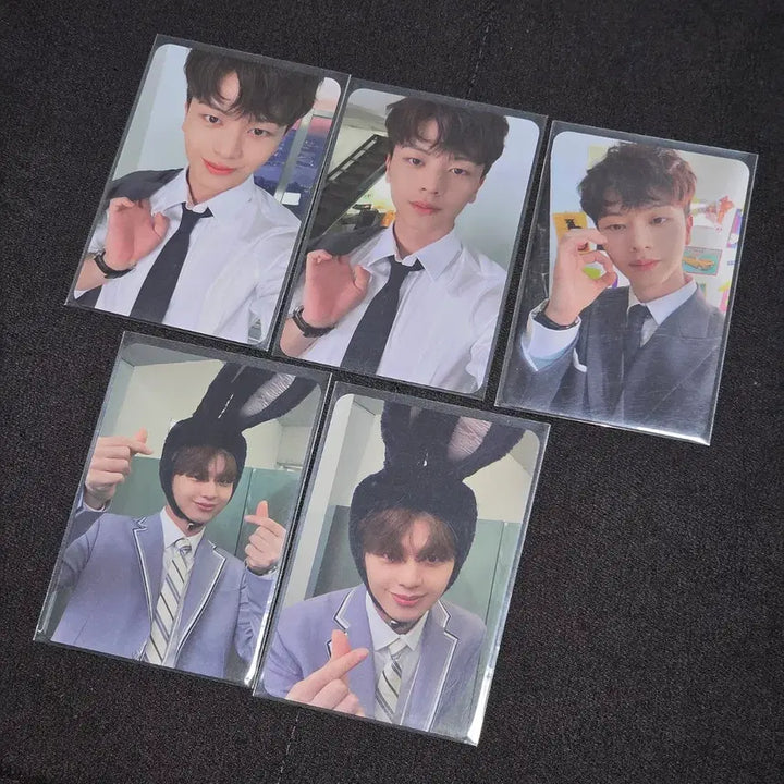 [BUNJANG] BTOB 5th Fan Meeting MD Yook Sung Jae Trading Card Set / 비투비 5기팬미팅 MD 육성재 트레카 포카 5장 세트