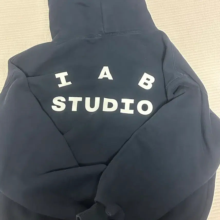[BUNJANG] IAB Studio Hoodie Navy M / iab 스튜디오 후드티 네이비 m
