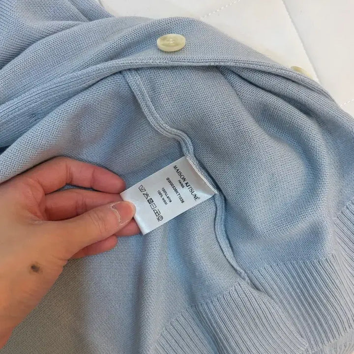 [BUNJANG] Maison Kitsune Fox Head Cardigan - Light Blue / [메종키츠네] 여성 폭스 헤드 가디건 M - 라이트 블루 / GW0053