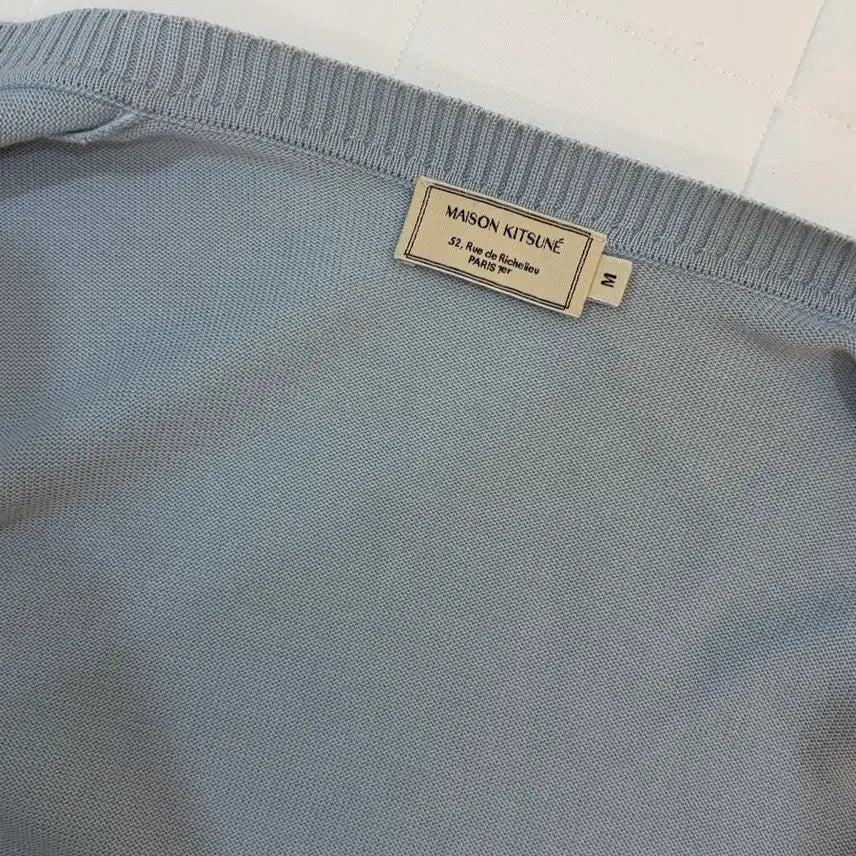 [BUNJANG] Maison Kitsune Fox Head Cardigan - Light Blue / [메종키츠네] 여성 폭스 헤드 가디건 M - 라이트 블루 / GW0053