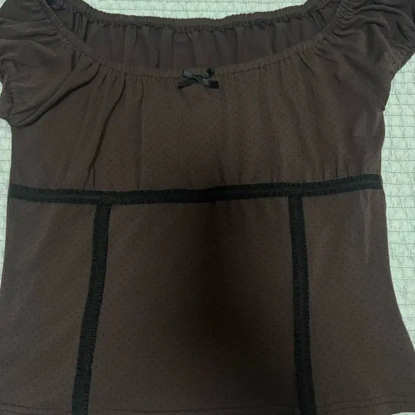 [BUNJANG] Running High Polka Dot Slim Fit Short Sleeve Top / 러닝하이 폴카 닷 슬림핏 반팔(새상품)