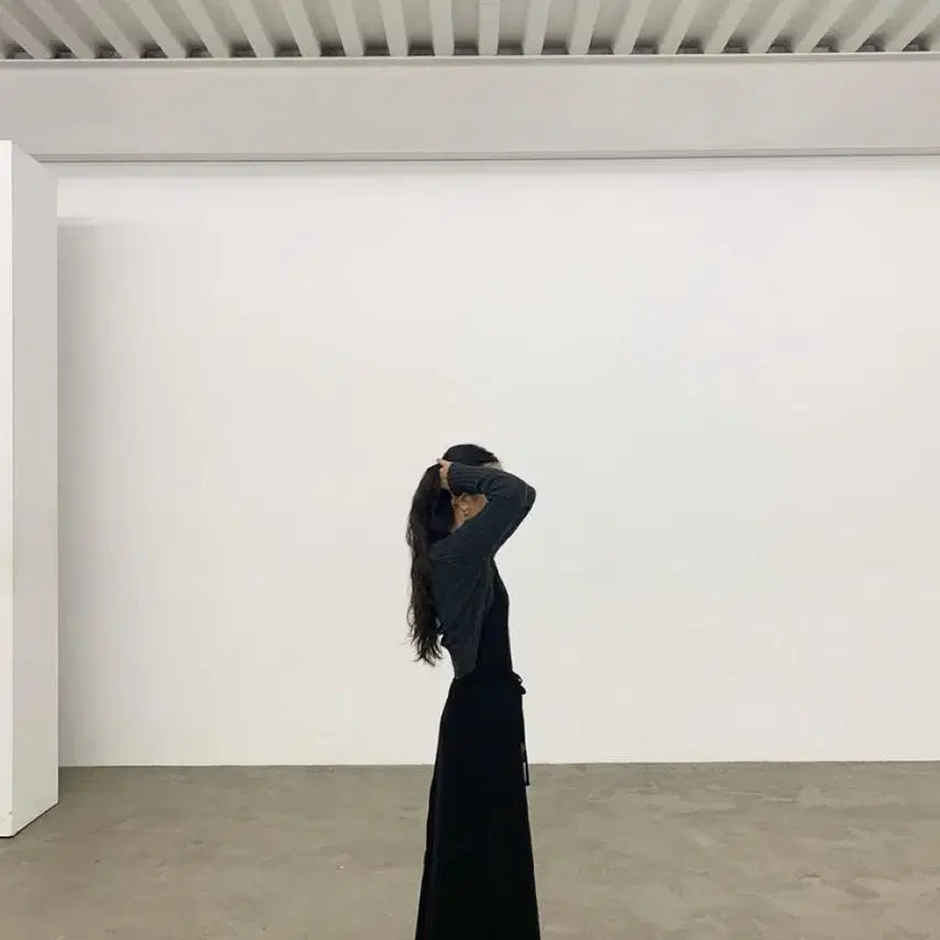 [SOLD OUT] seame 씨미 홀터 원피스 / 타프타 원피스 / 로우타이드