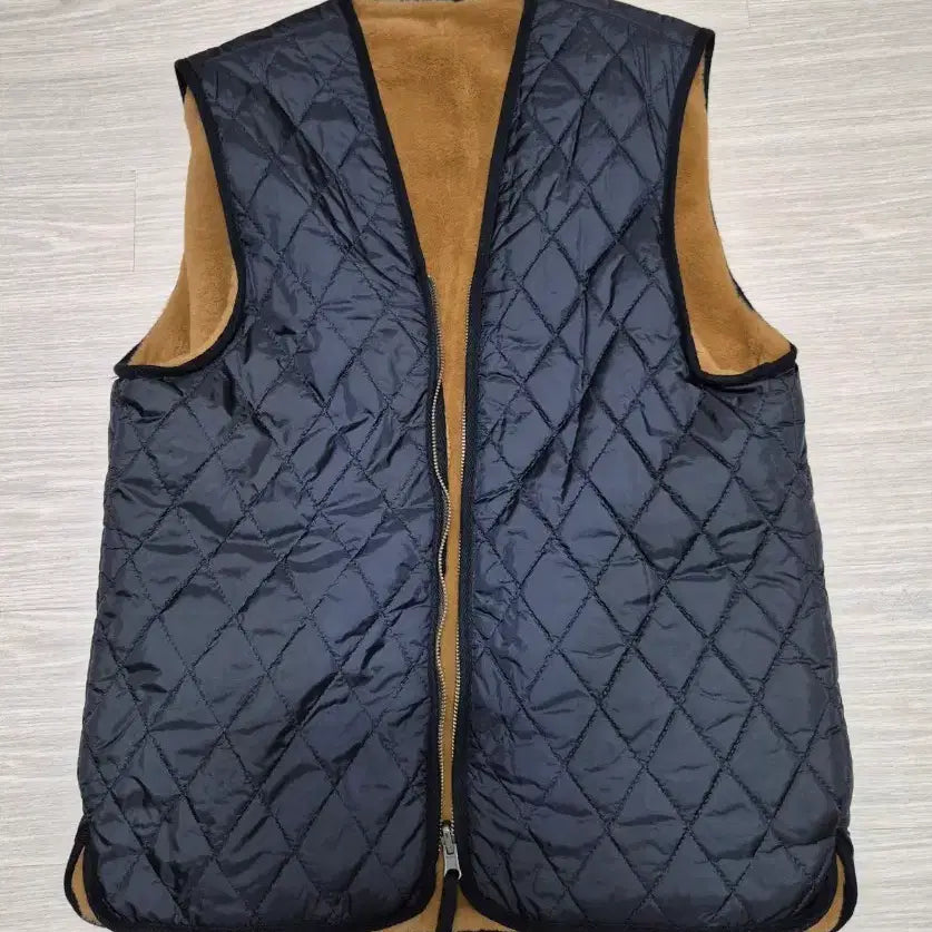 [BUNJANG] Barbour Compatible Reversible Quilted Fur Liner Jacket / 바버 호환 양면 퀼팅 퍼 내피 L (38-40)