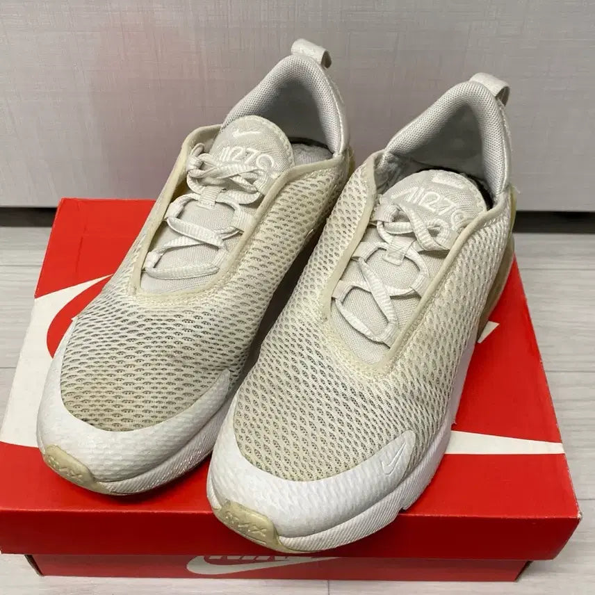[BUNJANG] Nike Air Max 270 Sneakers / 나이키 에어맥스270 220사이즈