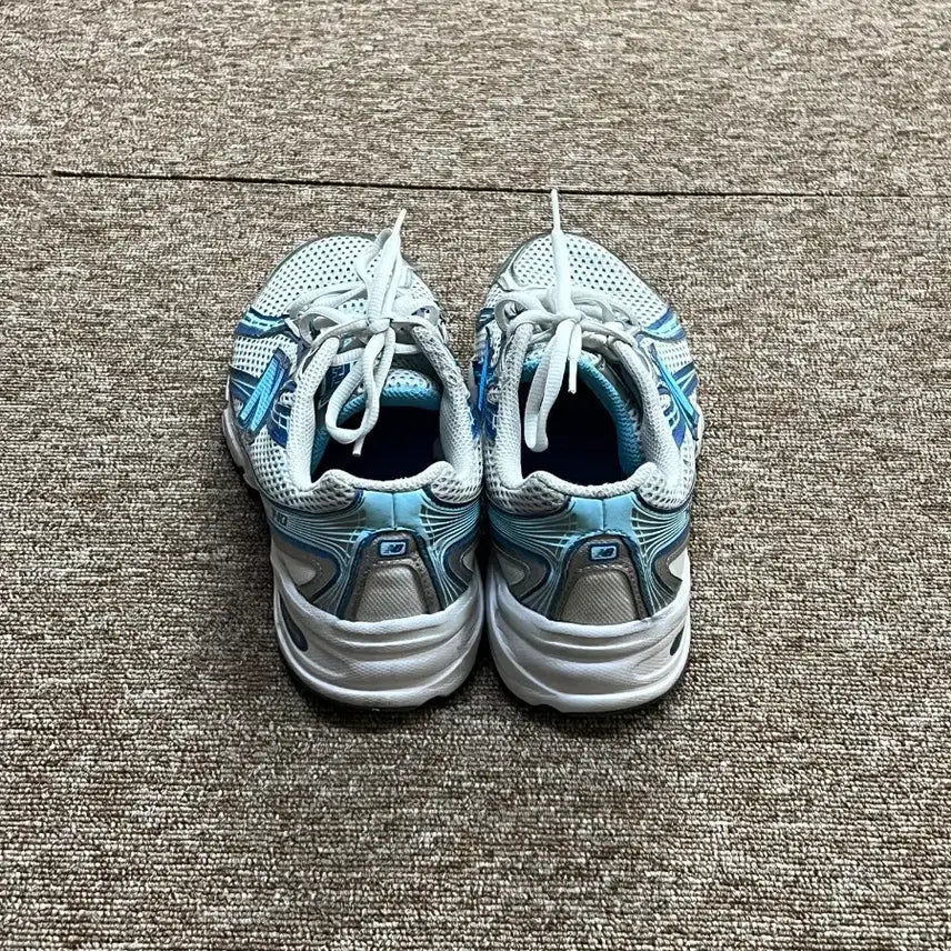 [SOLD OUT] 뉴발란스 740v2 운동화 245mm