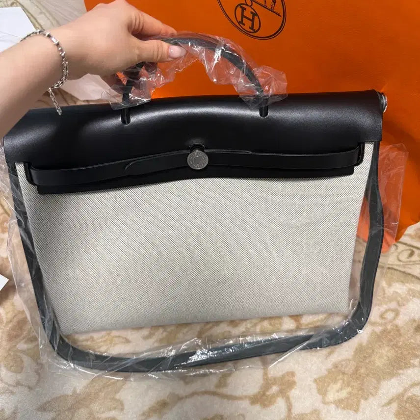 [BUNJANG] Hermes Herbag 39 Handbag / 에르백 39 현백 26년1월 구매 새상품 정가판매