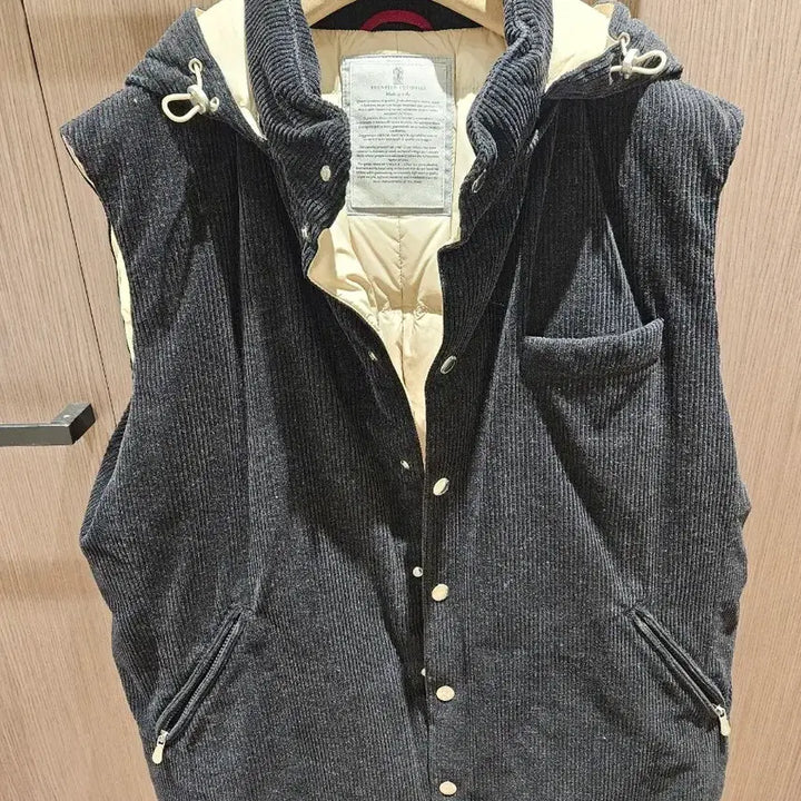 [BUNJANG] Brunello Cucinelli Corduroy Goose Down Vest / 브루넬로쿠치넬리 코듀로이 구스다운 패딩 베스트