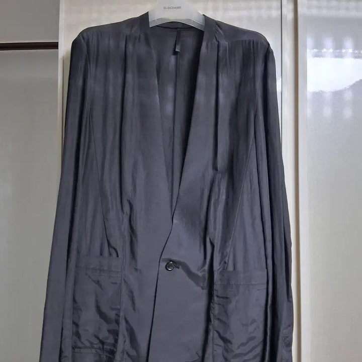[BUNJANG] Jehee Sheen Shin Jaehee Collarless Cardigan / jeheesheen 재희신 신재희 디자이너 카라리스 가디건 팝니다.