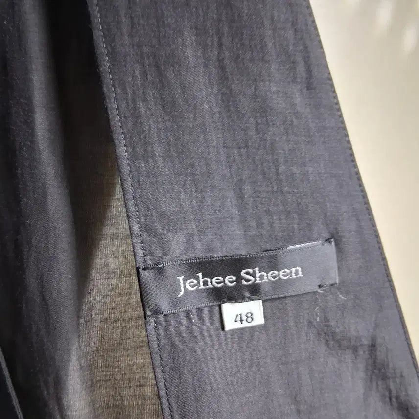 [BUNJANG] Jehee Sheen Shin Jaehee Collarless Cardigan / jeheesheen 재희신 신재희 디자이너 카라리스 가디건 팝니다.