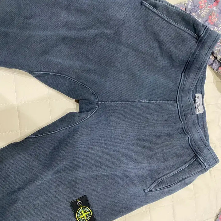[BUNJANG] Stone Island Jogger Pants / 스톤아일랜드 조거팬츠