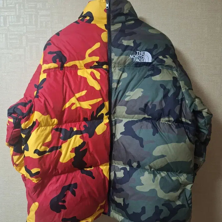 [SOLD OUT] 슈프림x 노스페이스 스플릿 눕시 카모 XL