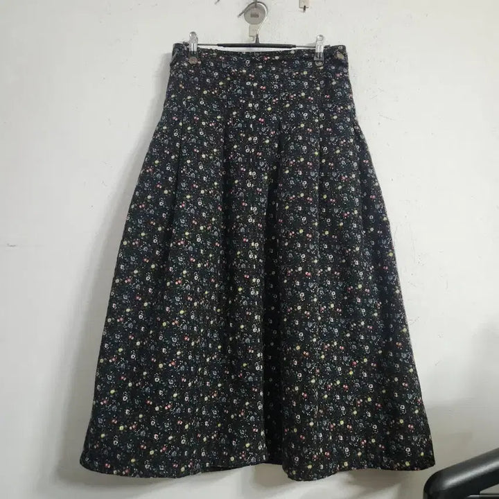 [BUNJANG] Flower Pattern Pleated Long Skirt / 플라워 패턴 플리츠 롱 스커트
