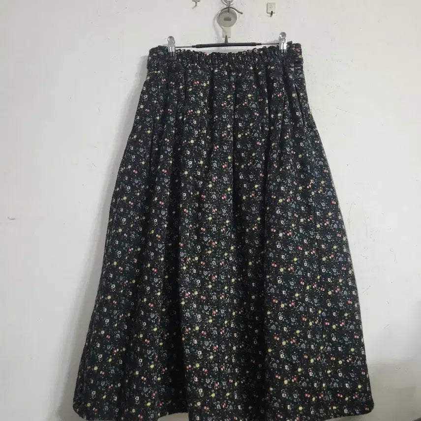 [BUNJANG] Flower Pattern Pleated Long Skirt / 플라워 패턴 플리츠 롱 스커트