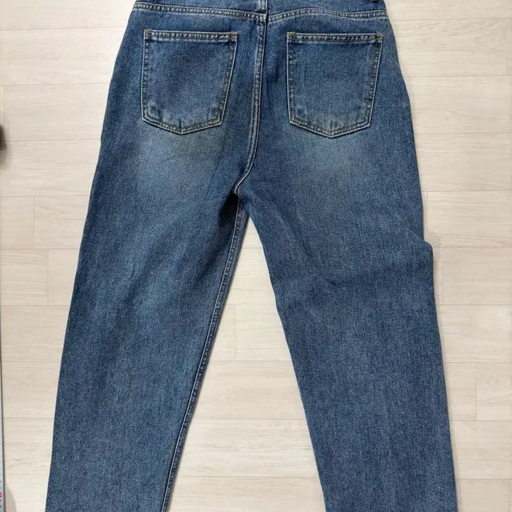 [BUNJANG] Mid-Wash Vintage Washed Denim Pants / 중청 빈티지 워싱 데님 팬츠 청바지