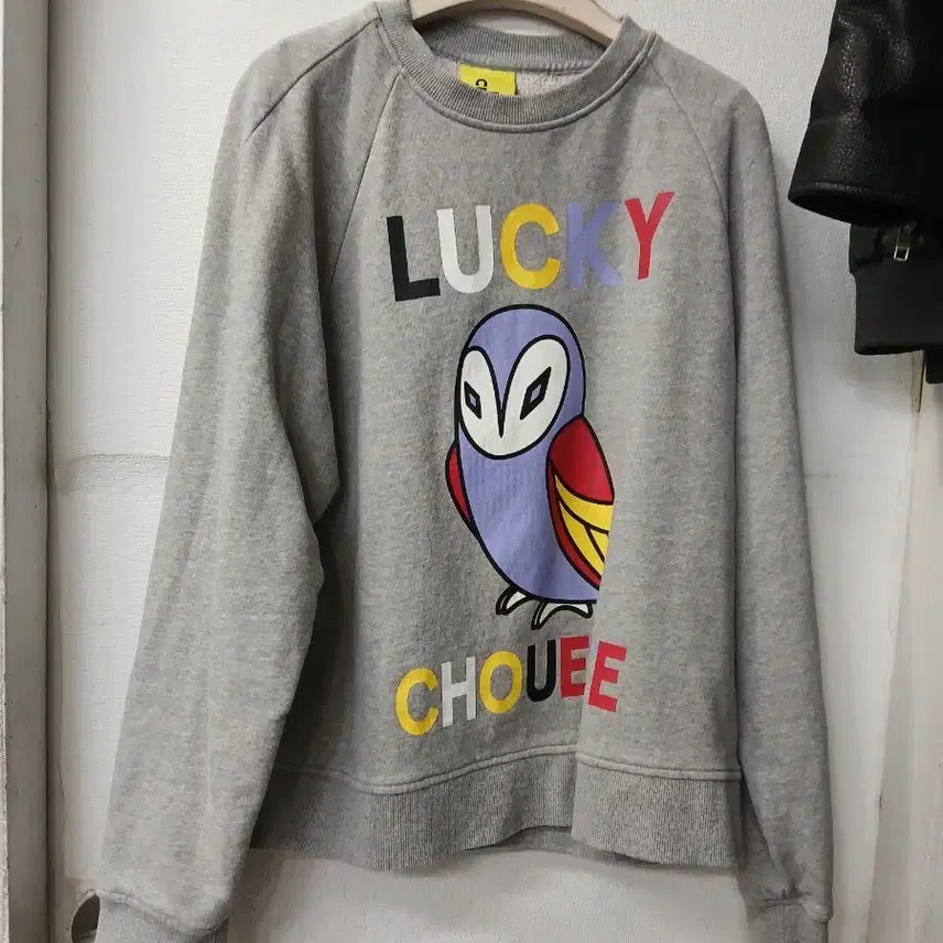 [SOLD OUT] 럭키슈에뜨 회색 맨투맨 티셔츠 38