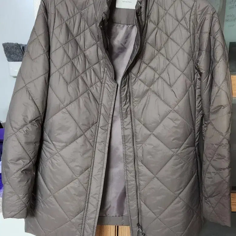 [BUNJANG] CarryNote Quilted Lightweight Padded Jacket / 캐리스노트 퀼팅 경량패딩