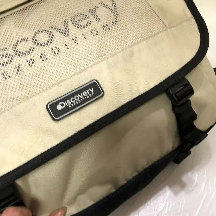 [BUNJANG] Discovery Crossbody Bag / 디스커버리 크로스백@9911