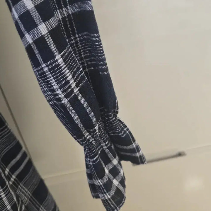 [BUNJANG] Black Long Sleeved Shirred Checkered Dress / 체크 롱 원피스 긴팔 셔링 블랙