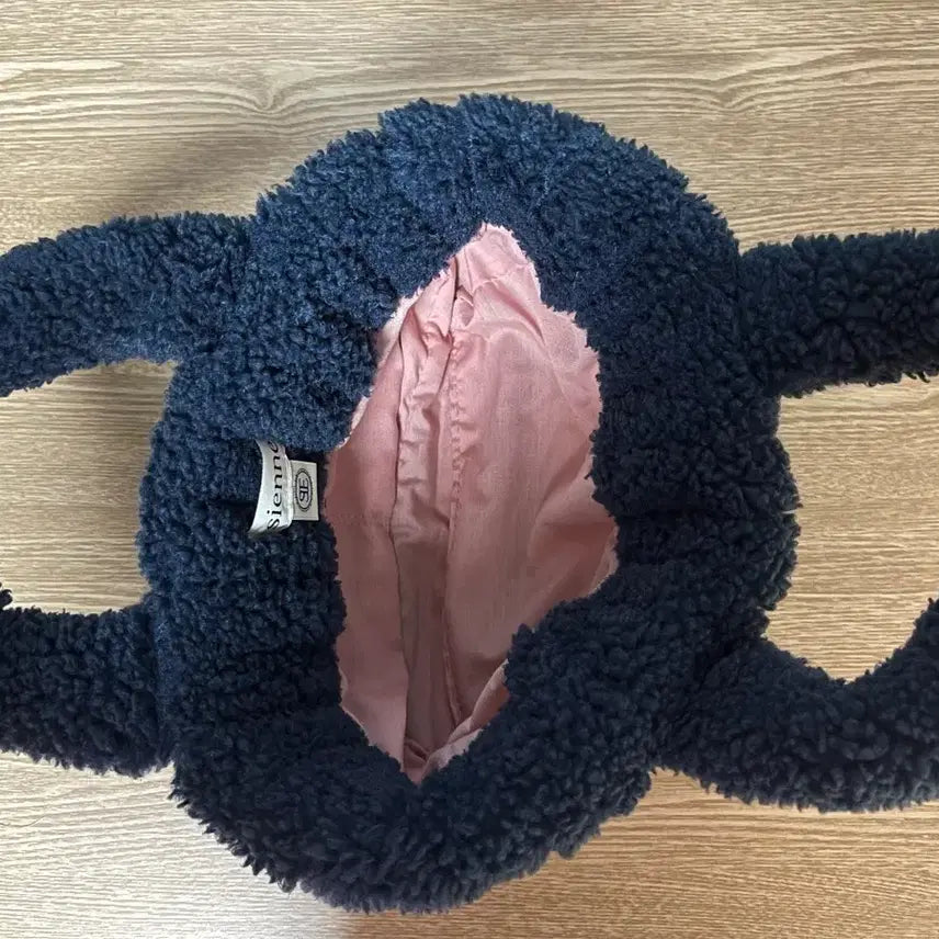 [BUNJANG] Ciene Shearling Bear Padding Bag (Navy) / 시엔느 시어링 베어 패딩백(네이비)