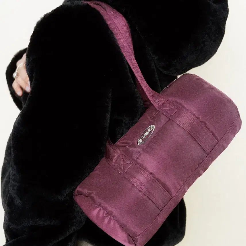 [BUNJANG] FAD Satin Shoulder Bag (Navy) / FAD 에프에이디 새틴 숄더백(네이비)