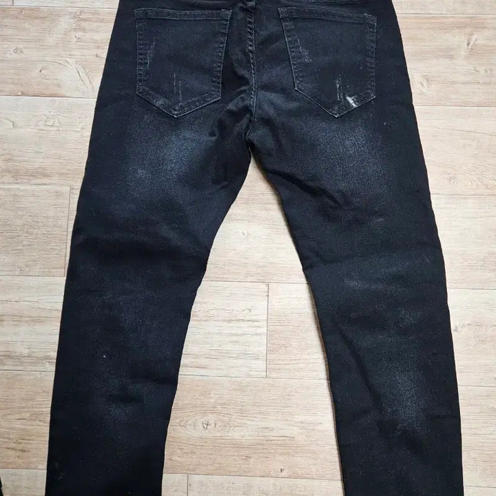 [BUNJANG] Black Skull Printed Denim Pants / 디올 블랙 스컬 프린팅 데님 팬츠1+청바지1