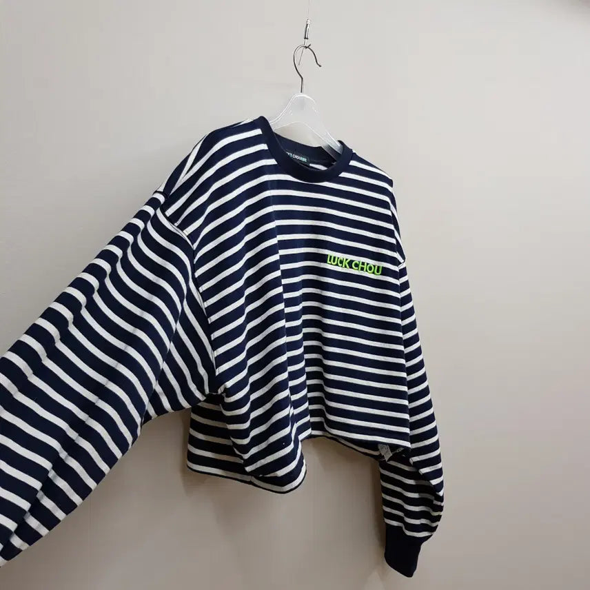 [BUNJANG] Lucky Chouette 2023 Sprite Sweatshirt / 럭키슈에뜨 2023 스프라이트 스웻셔츠 F사이즈