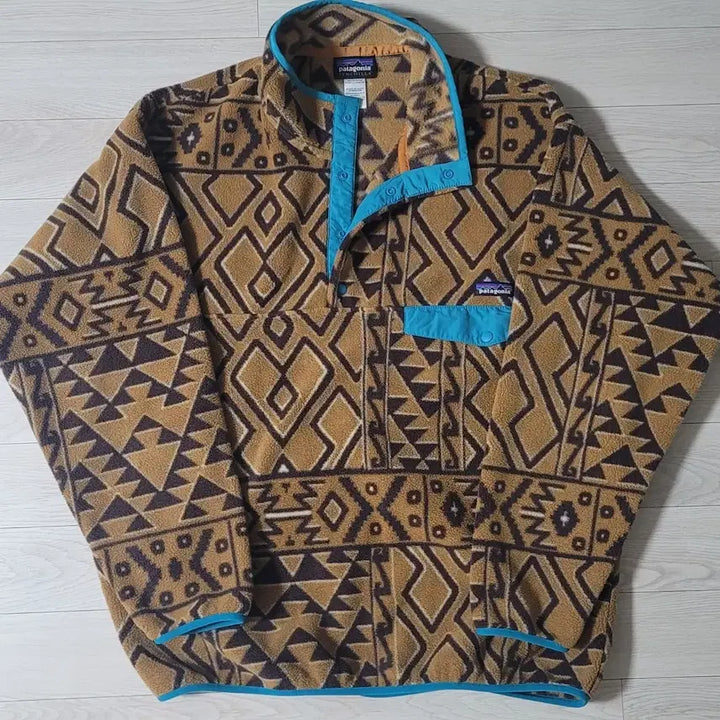 [BUNJANG] Patagonia Synchilla Heavyweight Aztec Pattern / [ L ] 파타고니아 신칠라 헤비웨이트 아즈텍패턴