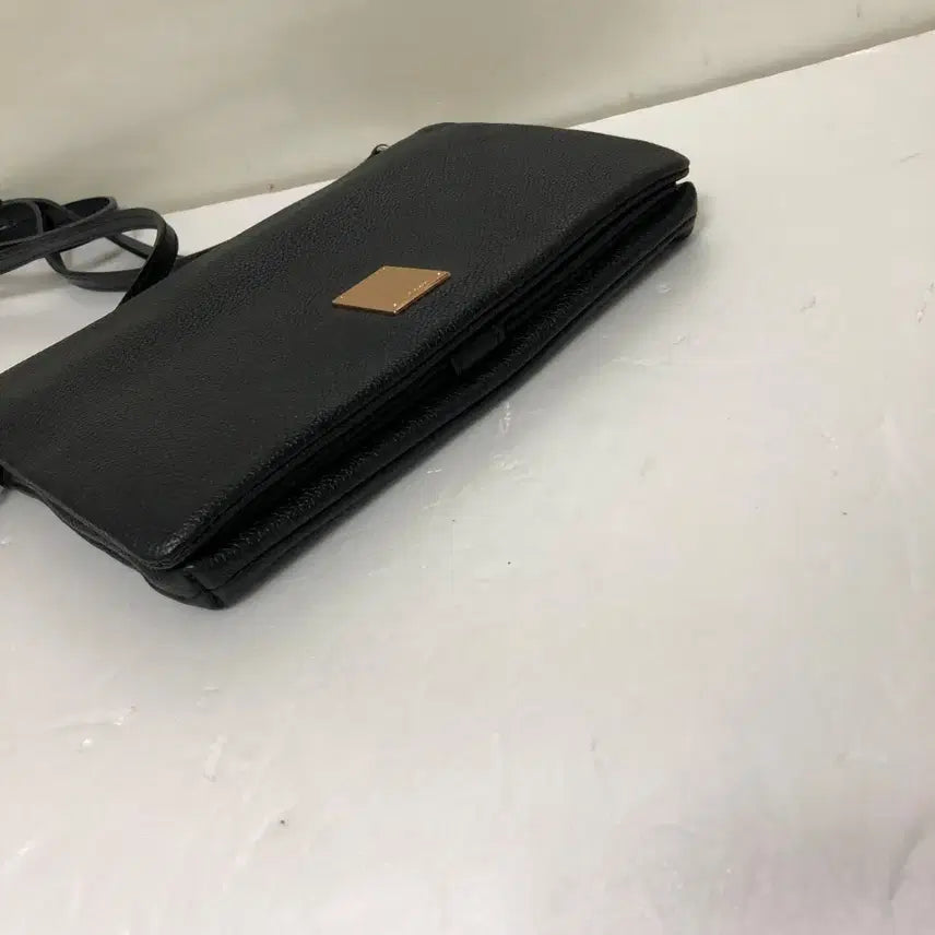 [BUNJANG] Couronne Crossbody Bag / 쿠론 크로스백@9957