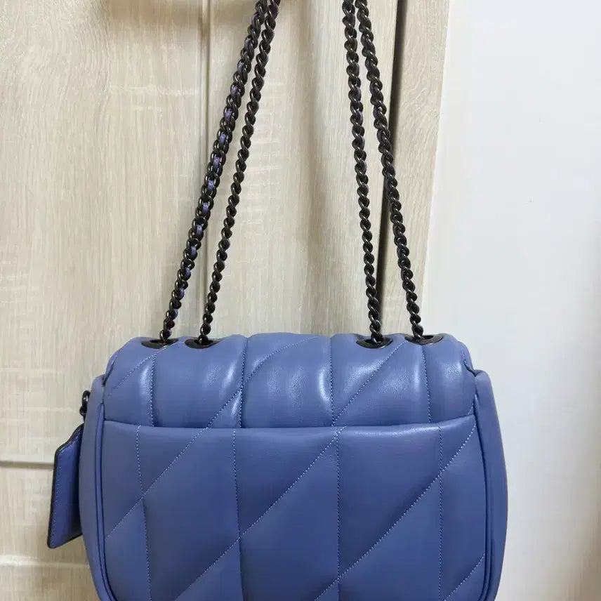 [BUNJANG] Coach Madison Quilted Pillow Bag / 정품 코치 가방 (매디슨 퀼팅 필로우)