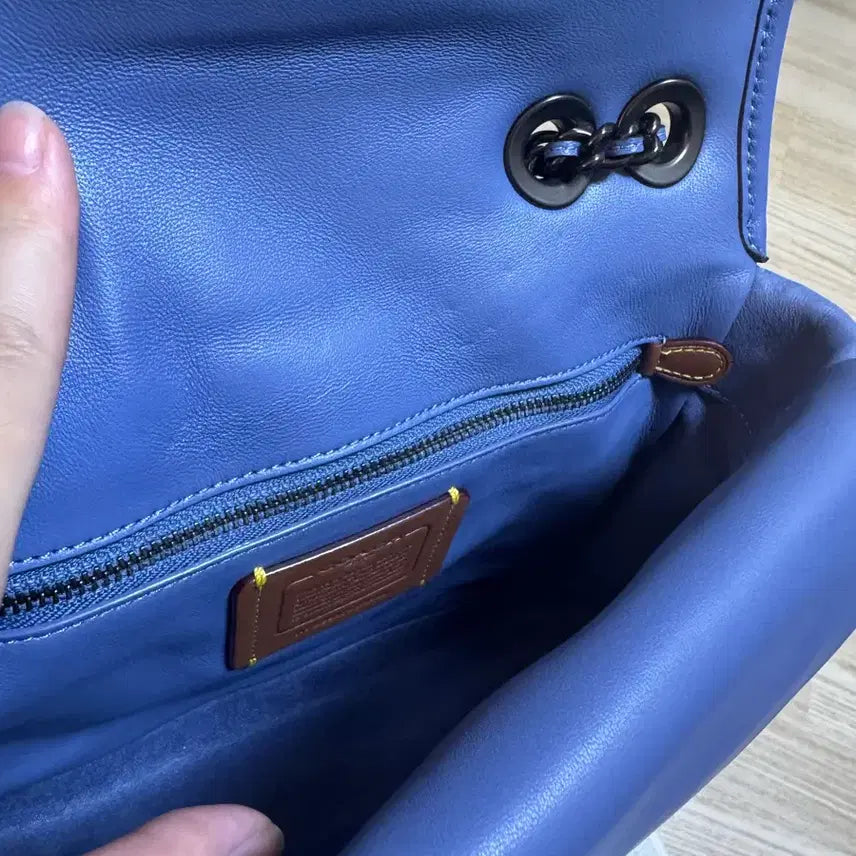 [BUNJANG] Coach Madison Quilted Pillow Bag / 정품 코치 가방 (매디슨 퀼팅 필로우)