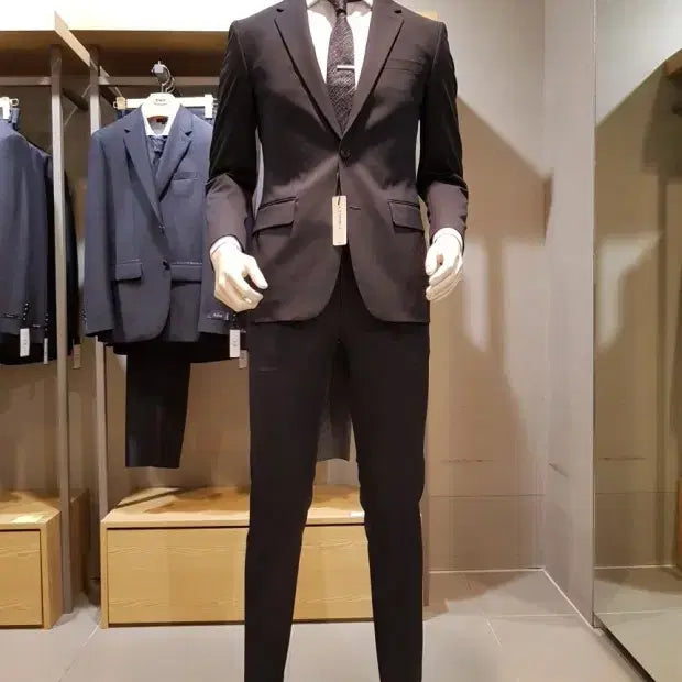 [BUNJANG] TNGT Black Blazer Suit Set (Men's 97/78) / TNGT 블랙 스트레치 블레이져 슈트 셋업 (남성97/78)