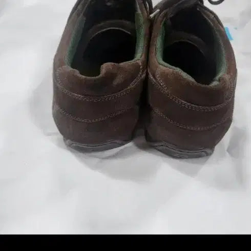 [BUNJANG] Louis Vuitton Suede Sneakers (265) / 루이비통 로고 스웨이드  스니커즈 7 1/2(265)