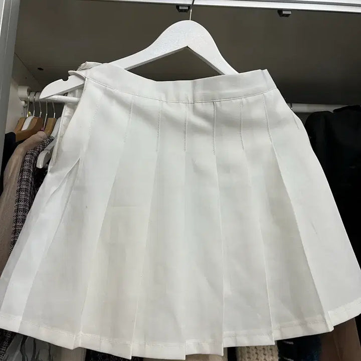 [BUNJANG] Tennis Skirt White / 에이블리 테니스 스커트 화이트
